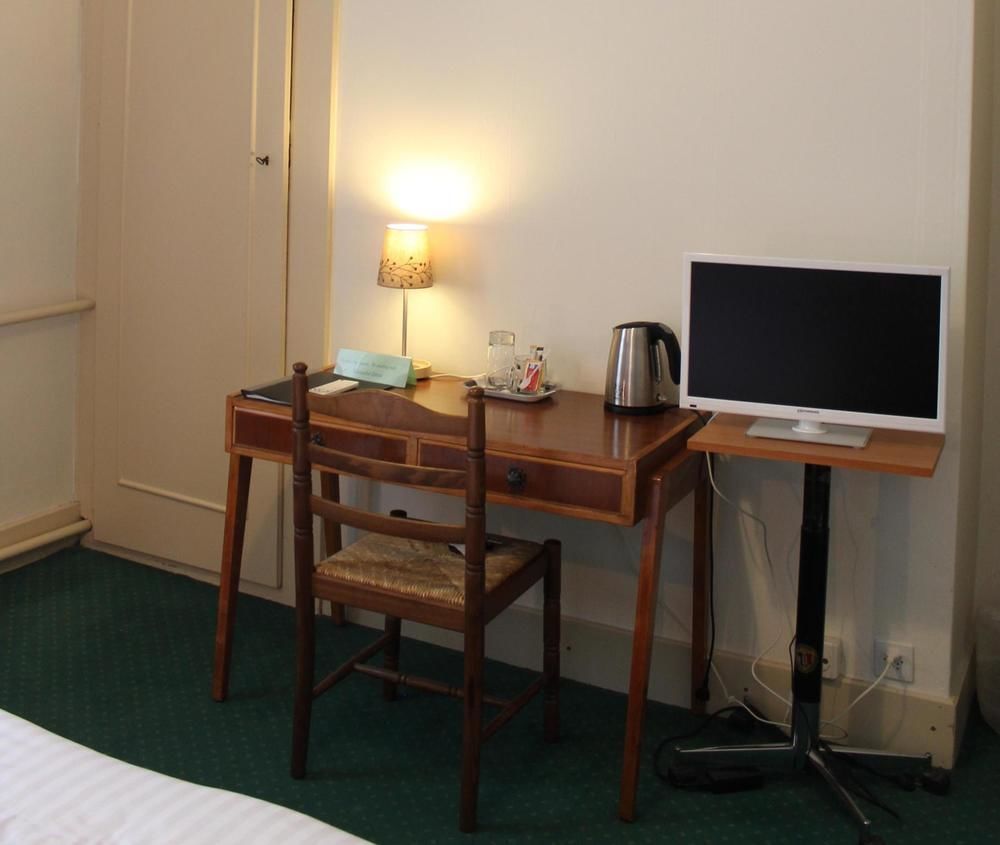 Hotel Pax Женева Экстерьер фото